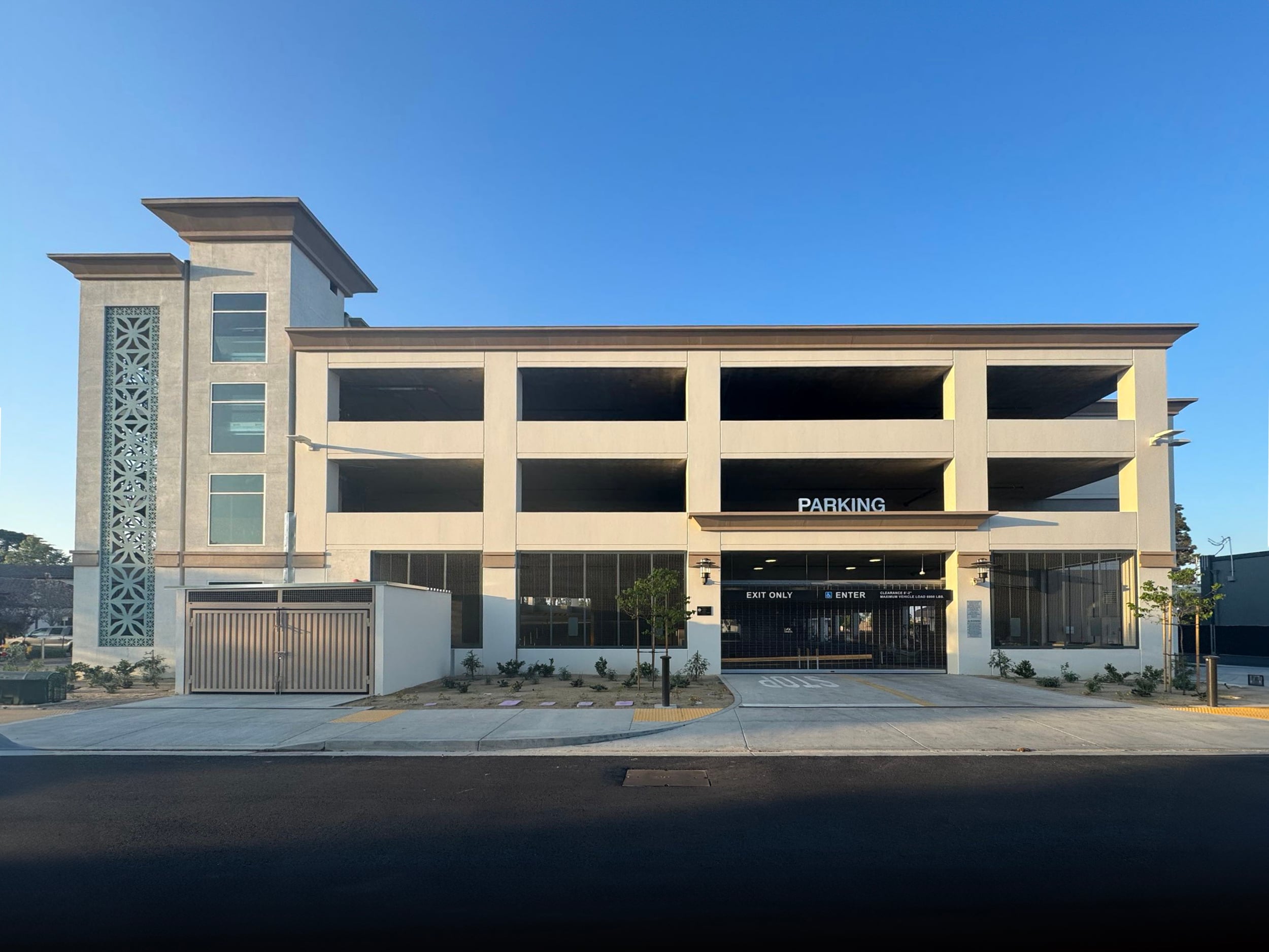 City of Fontana Parking Structure